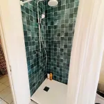 Chic, Appartement 2 Chambres, 60 M2, Centre アパート *
