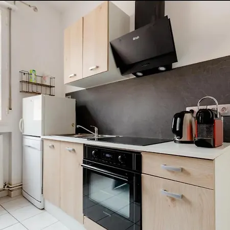 Chic, Appartement 2 Chambres, 60 M2, Centre アパート *